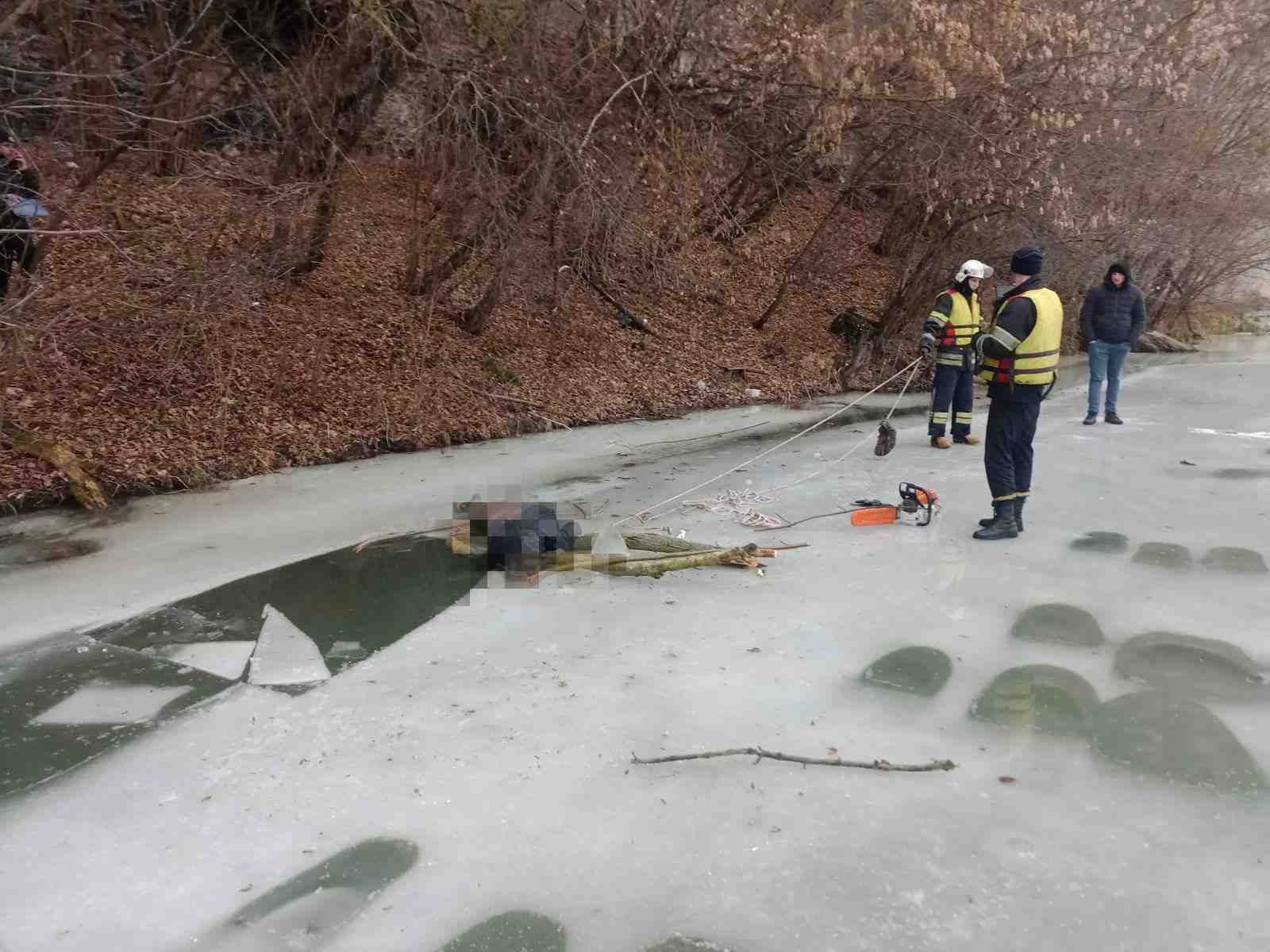 На Хмельниччині у річці виявлено тіло жінки