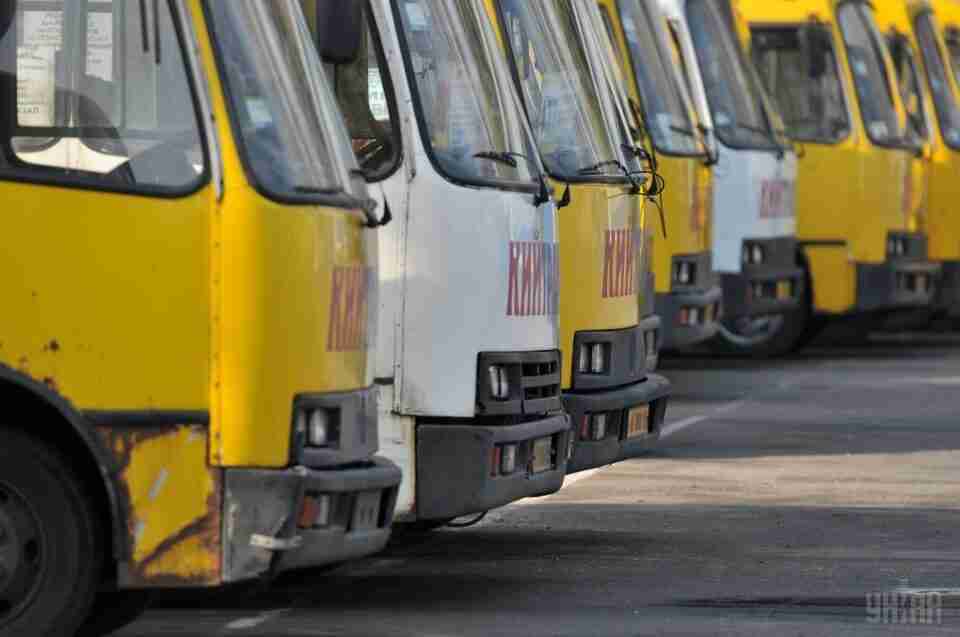 На Київщині приміські та міжміські автобуси почали курсувати на 220 маршрутах