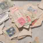 На кордоні з Румунією у чоловіка вилучили колекцію поштових марок (фото)