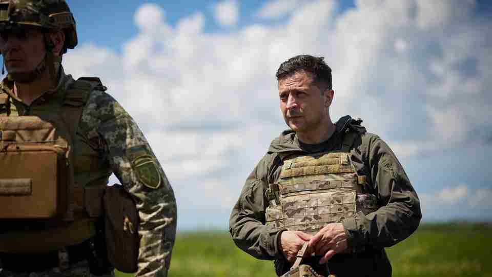 На Луганщині українська армія посилює захист - Зеленський