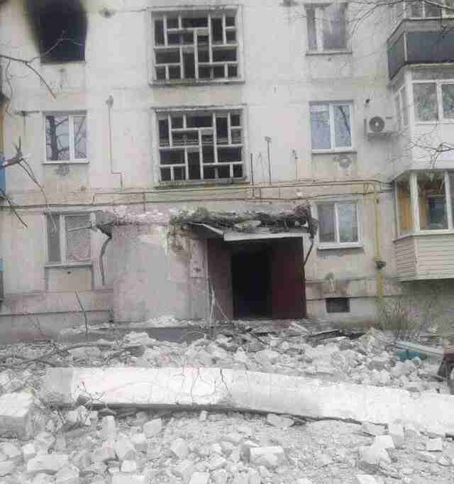 На Луганщині ворог зруйнував десятки будинків та пам’ятку, є жертви (ФОТО)