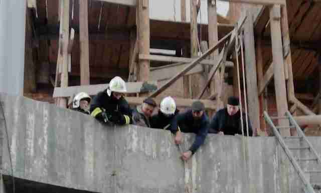 На Львівщині під час ремонту церкви чоловік впав з 10-ти метрової висоти (ФОТО)