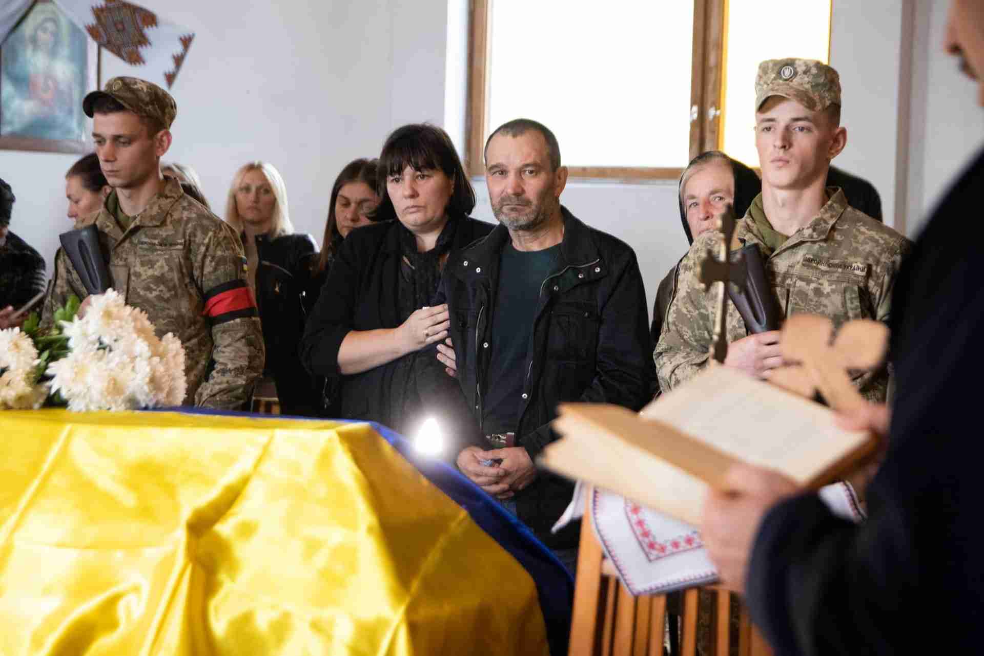 На Львівщині попрощалися із двома загиблими молодими Героями з однієї громади (ФОТО)
