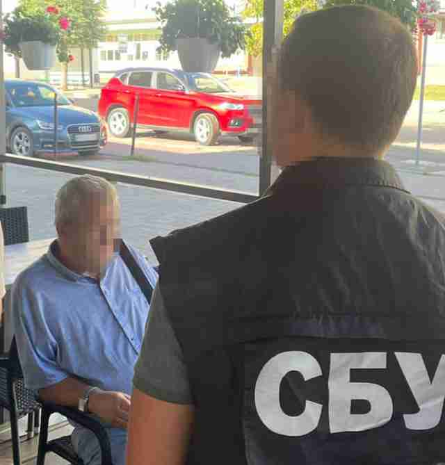 На Львівщині правоохоронці затримали голову профспілки підприємства (ФОТО)