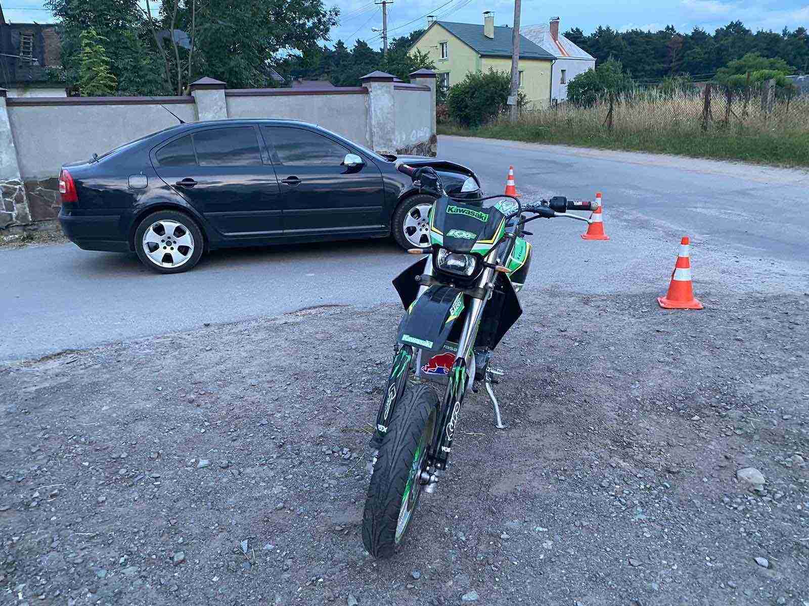 На Львівщині у ДТП потрапили троє мотоциклістів (ФОТО)