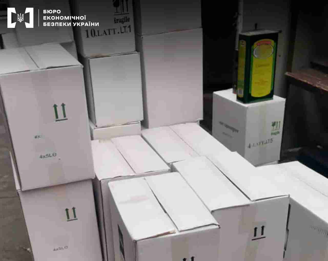 На Львівщині виявили підпільний завод з розливу «італійської» оливкової олії (ФОТО, ВІДЕО)
