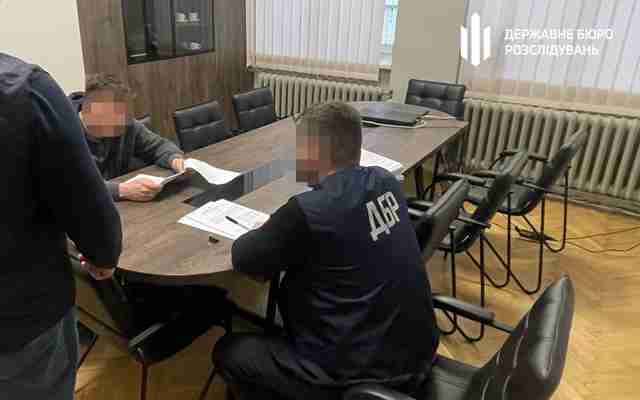 На Львівщині затримали 44-річного майора, який переправляв через кордон чоловіків призовного віку (ФОТО)