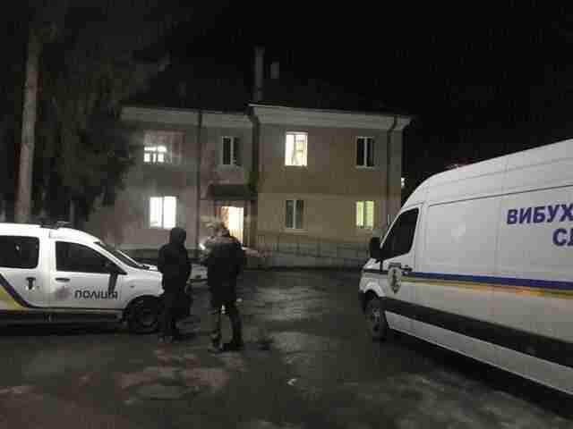 На Львівщині затримали чоловіка, який повідомив, що станеться вибух у приміщенні міської ради