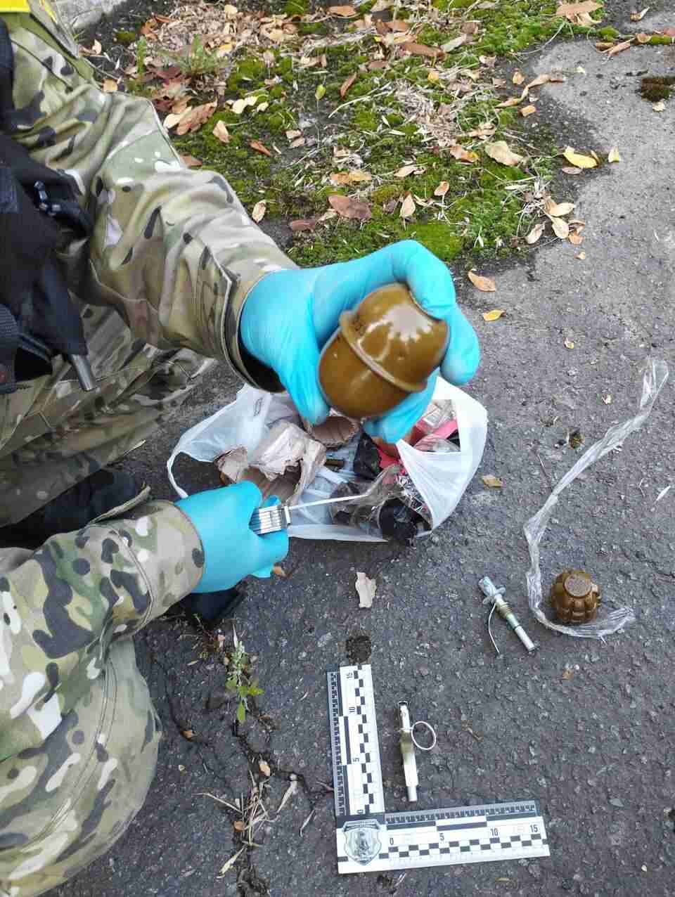 На Львівщині затримали чоловіка, який продавав ручні гранати (ФОТО)
