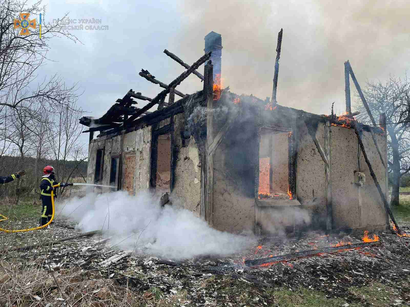 На Львівщині згорів житловий будинок