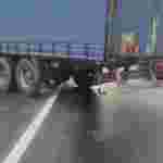 На Львівщині через ДТП заблоковано рух вантажівок