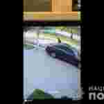 На Львівщині іноземець-«гастролер» вкрав з припаркованого автомобіля солідну суму коштів (фото)