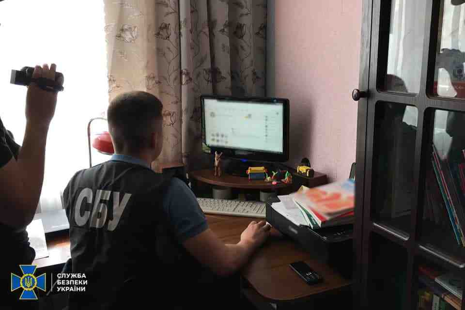 На Львівщині СБУ нейтралізувала нову розгалужену групу інтернет-агентів, яких координували з РФ (фото)