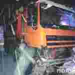 На Львівщині водій легковика зіткнувся з вантажівкою