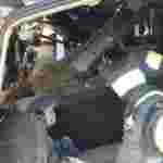 Відбійник проштрикнув автомобіль наскрізь: на Львівщині після ДТП водія «вирізали» рятувальники (ФОТО)