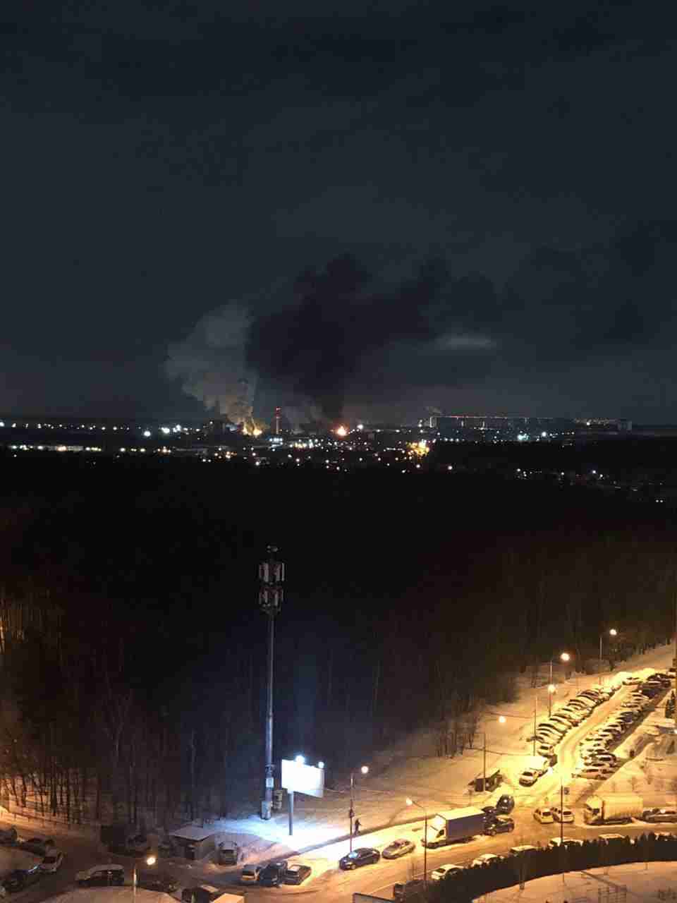 На Московському коксогазовому заводі стався потужний вибух (ВІДЕО, ФОТО)