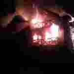 На Прикарпатті через пожежу в котеджі евакуювали 25 людей (фото)