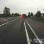На Рівненщині під колесами вантажівки загинув велосипедист (фото)