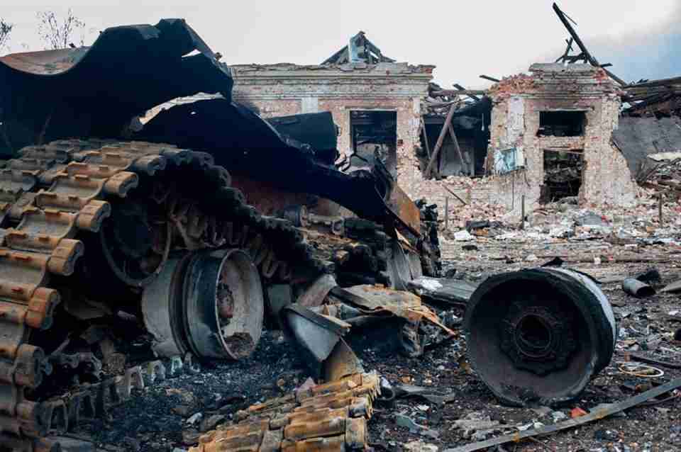 На сході українські захисники відбили 5 атак ворога та знищили 8 одиниць ворожої техніки