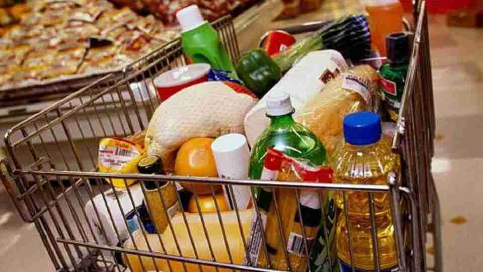 На скільки в Україні здорожчали продукти: ціни в березні 2024 року на м'ясні продукти