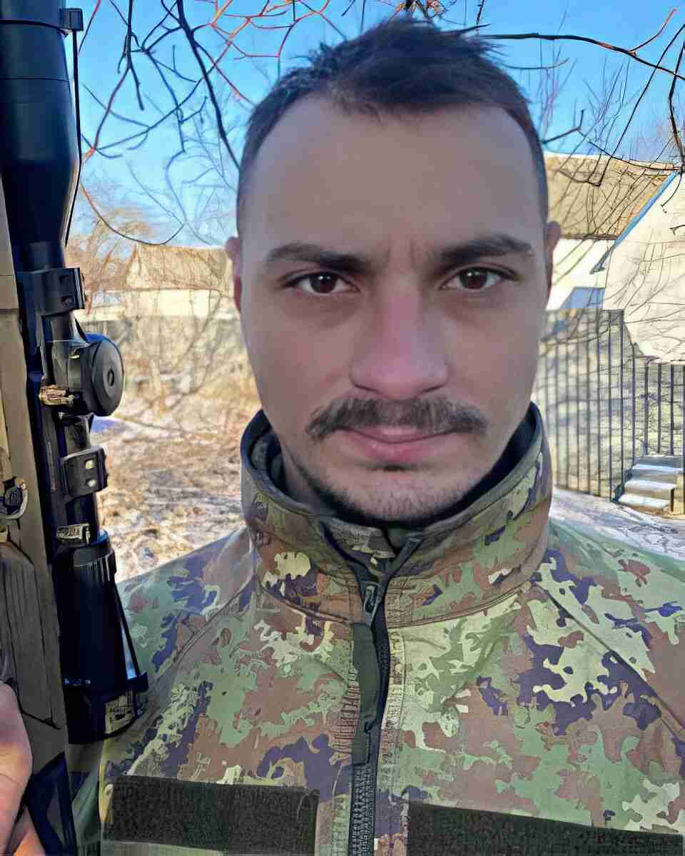 На Сумщині під час виконання бойового завдання загинув снайпер з Львівщини Станіслав Ахвердієв