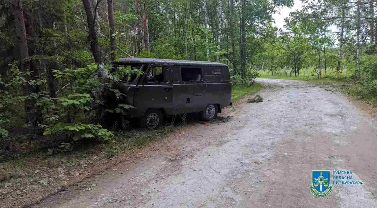 На Сумщині російські військові розстріляли автомобіль з лісниками: загинуло шестеро людей (ФОТО)