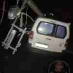 На Сихові автомобіль зніс електроопору (фото, відео)