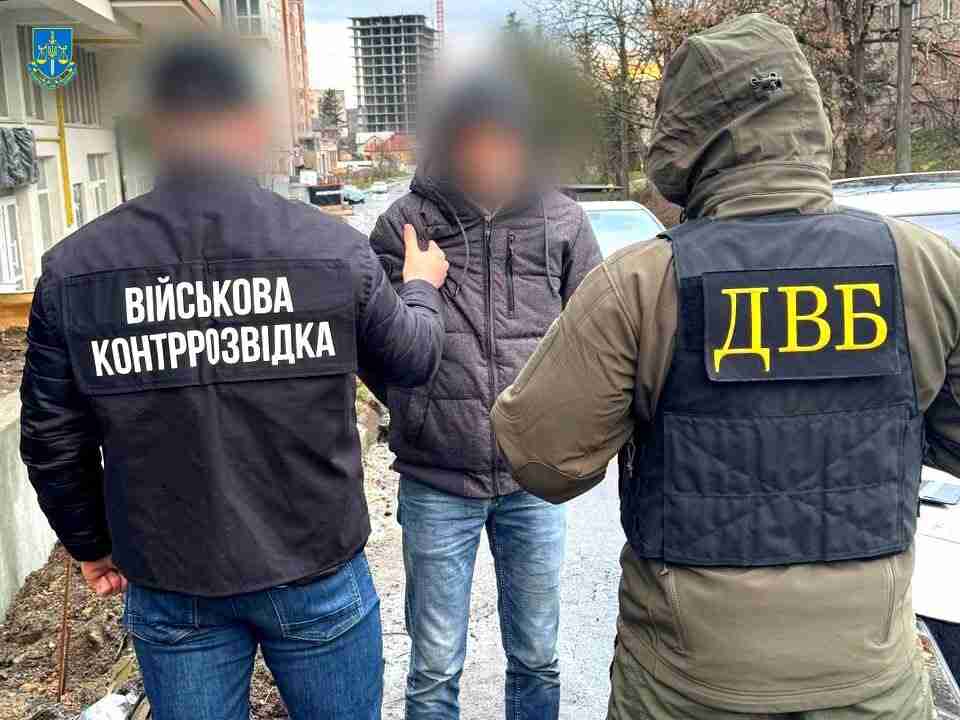 На Тернопільщині співробітник ТЦК брав хабарі будматеріалами, за видалення з баз даних інформації про військовозобов'язаних (ФОТО)