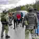 На трасі Київ-Житомир затримали озброєну банду злочинців, які катували та грабували людей (ФОТО, ВІДЕО)