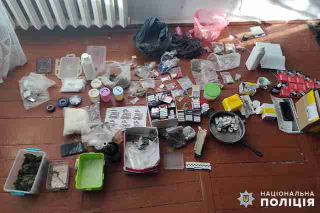 На заході України у студента знайшли наркотиків на суму близько 4 мільйони гривень (ФОТО)