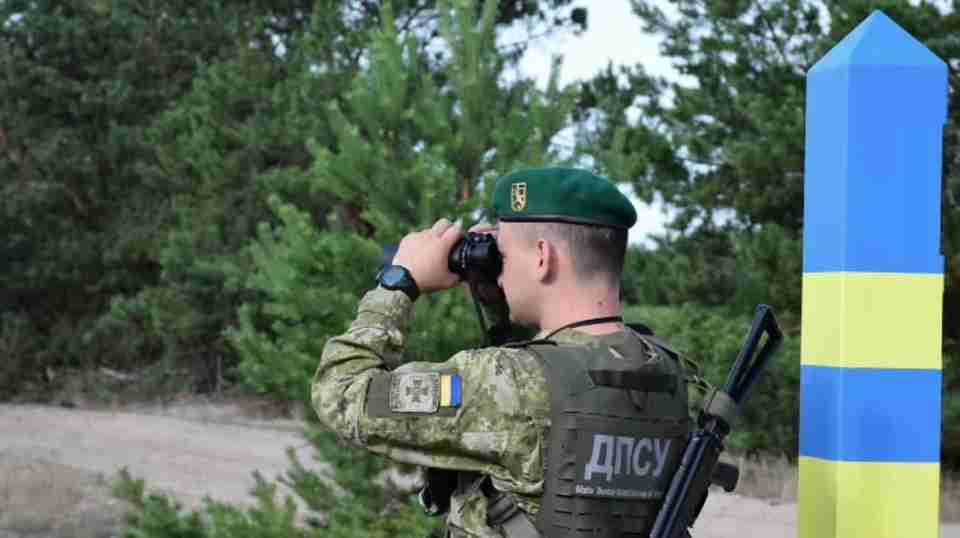 Напад на прикордонника: на Буковині застрелили порушника під час спроби перетину кордону (18+)