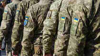 Нардеп із Львівщини заявив, що понад 15 тисяч військових не воюють, через отримане дисциплінарне покарання