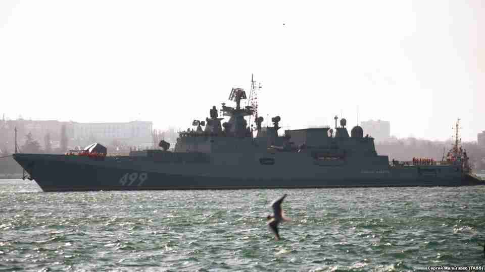 Небезпека з моря: у Чорному морі росіяни тримають напоготові два носії високоточної зброї