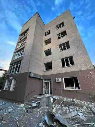 Один з найсучасніших: загарбники обстріляли новий травмпункт у Миколаєві (ФОТО)