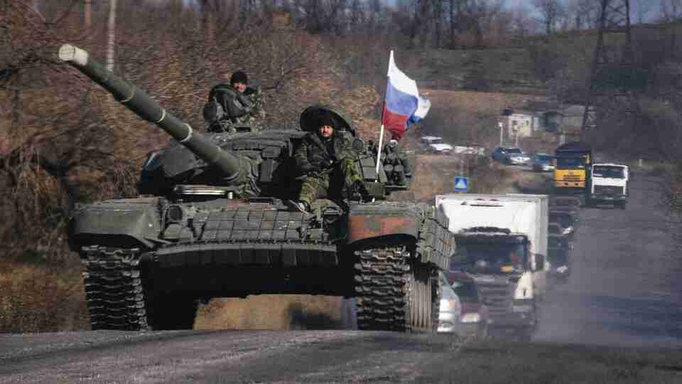 Окупанти прицільно з важкого озброєння знищують міста на Луганщині
