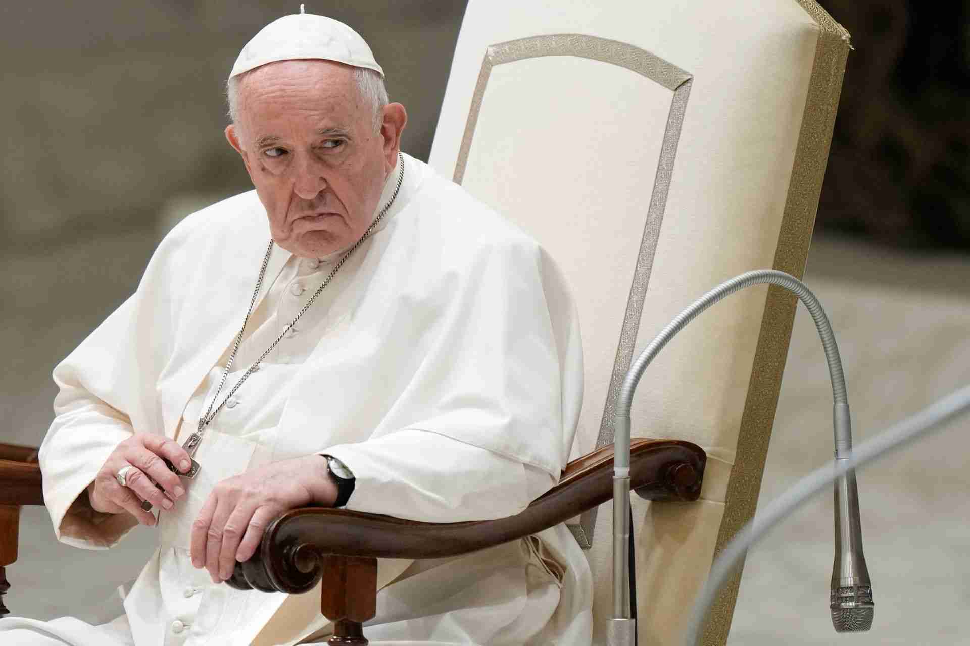 Папа Римський у своєму Великодньому посланні згадав Україну та росію