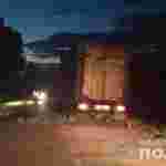 Під колесами вантажівки на Львівщині загинув пішохід (фото)