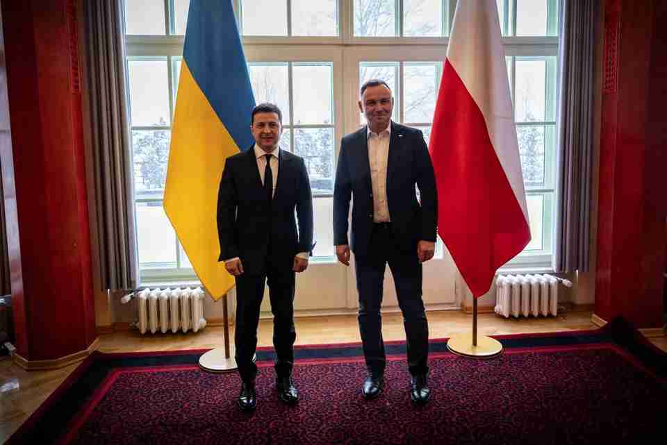 Президент України провів телефонну розмову з президентом Польщі: про що говорили