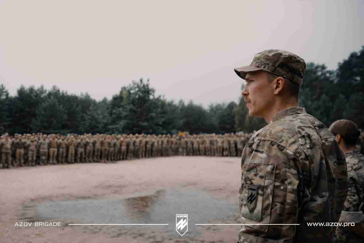 Після російського полону, командир бригади «Азов» Прокопенко повертається на службу (ФОТО)