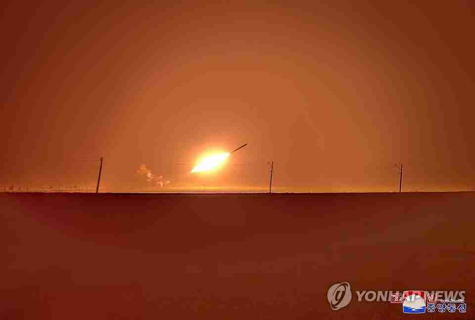 Північна Корея показала як виглядає запуск тактичної ядерної зброї (ФОТО)