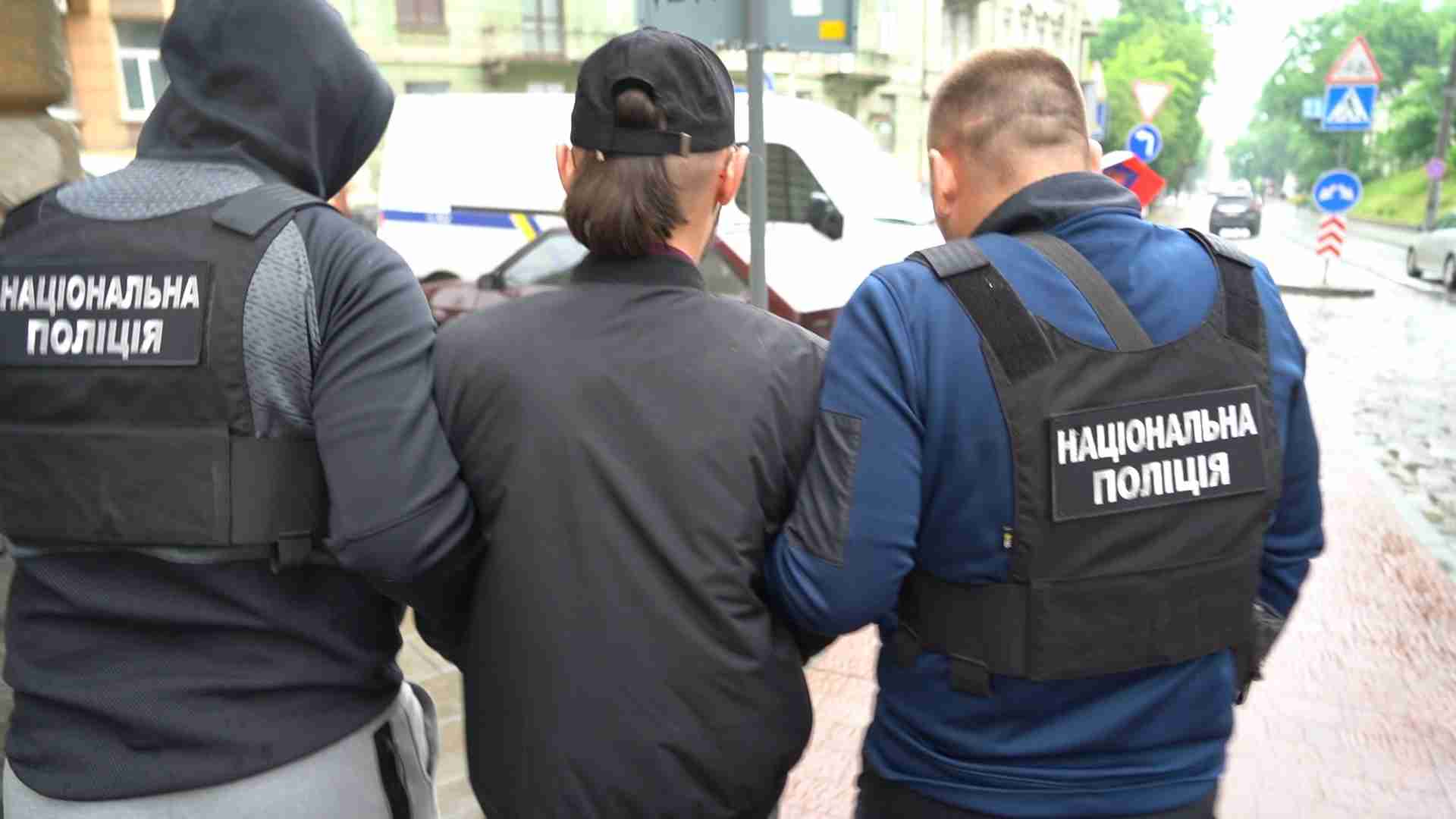 Побив і задушив: львівські поліцейські затримали підозрюваного у вбивстві молодої українки в Польщі (ВІДЕО, ФОТО)
