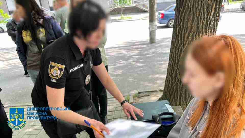Поліція затримала жінку, яка продавала сина за 1 млн грн