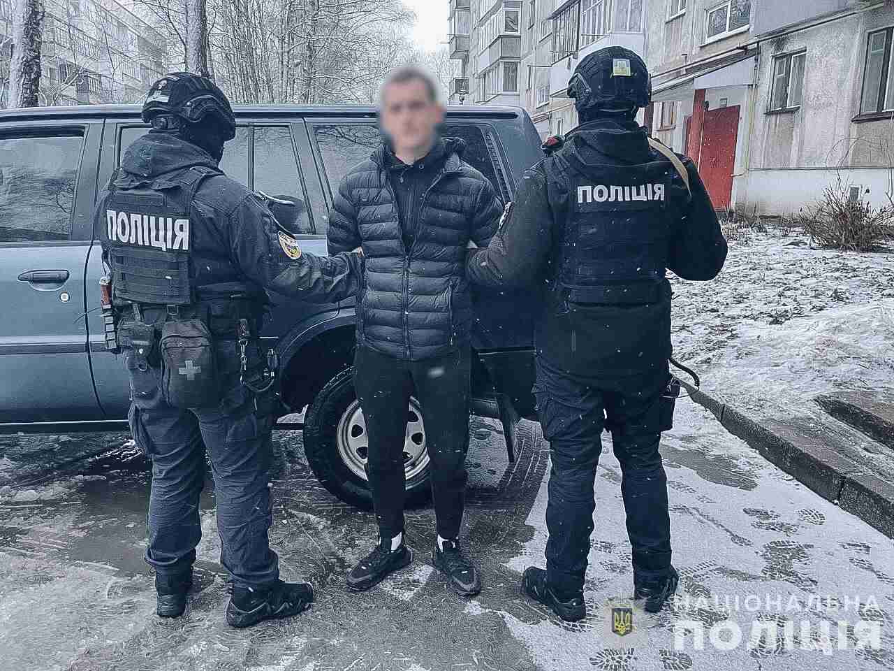 Поліція затримала чоловіків, які на замовлення підпалювали квартири і будинки «коктейлями Молотова» на Львівщині та в інших областях (ВІДЕО)