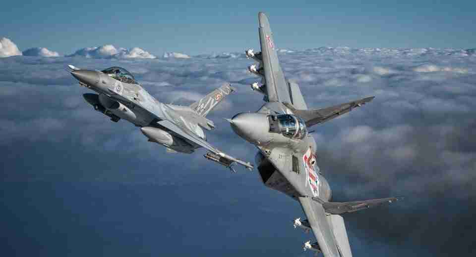 Польща піднімала авіацію під час ранкового ракетного удару росії по Україні