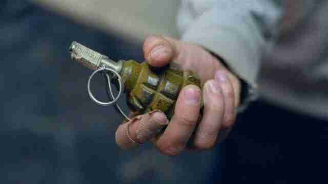Посварився з рідними: у Славуті чоловік підірвав бойову гранату в квартирі (ФОТО)