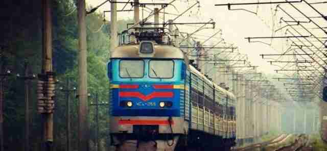 Поїзд збив п'яного чоловіка на Львівщині: сім'я загиблого відсудила в залізниці сотні тисяч гривень