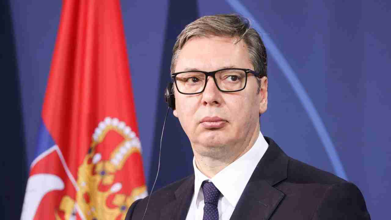 Президент Сербії заявив, що Косово збирається напасти на сербів на півночі країни