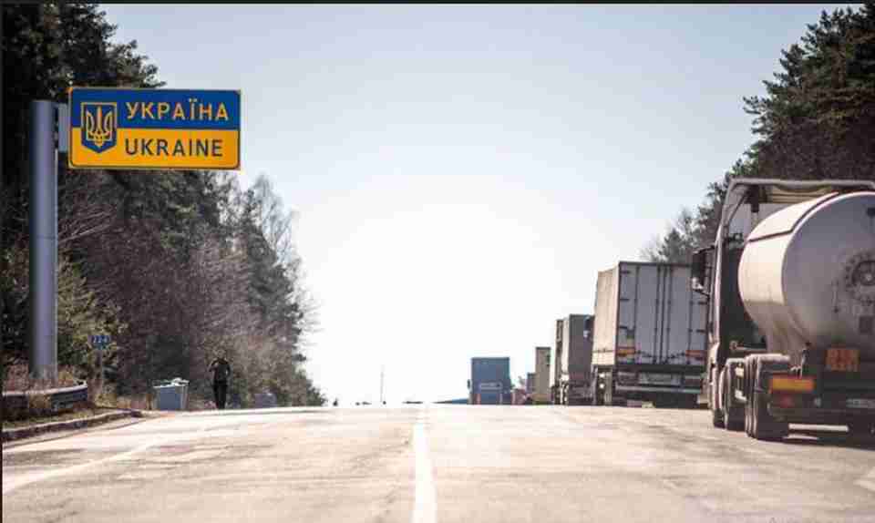 Президент України затвердив угоду з ЄС про «транспортний безвіз»: що це означає