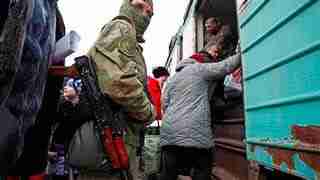 Примусове переселення: окупанти викрали близько 20 фермерів на Луганщині