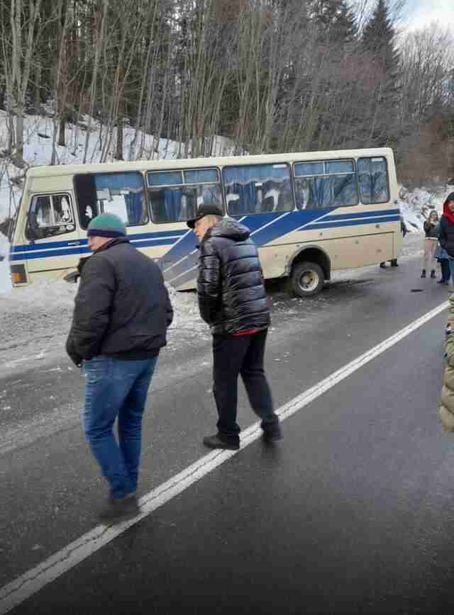 Рейсовий автобус «Дрогобич-Майдан» потрапив у ДТП (ФОТО)